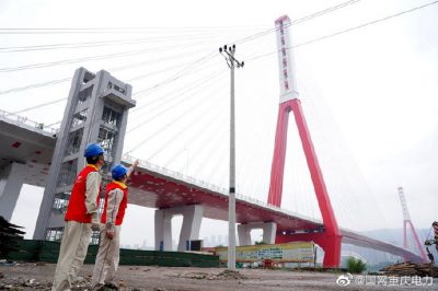 重庆电力为牌楼长江大桥正式通车提供电力保障