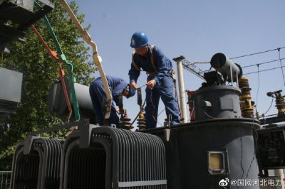 唐县供电公司对110千伏行唐变电站检修并更换开关