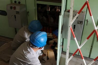 宜昌市猇亭区10千伏通产开闭所开展改造工作
