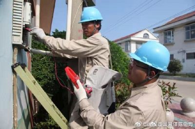 排查消缺保障仲夏高峰负荷期间电网安全稳定，用户清凉度夏