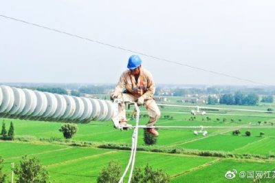 江苏电力冒高温220千伏秦邮至高邮牵引站线路工程