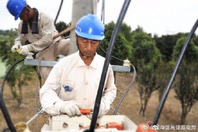 高邮市经济开发区珠湖路东侧安装迁移的配电变压器