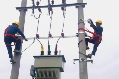 沂水县供电公司对青龙沟村进行电网改造升级