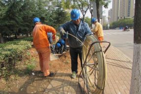 肥城市供电公司新建小区敷设电缆