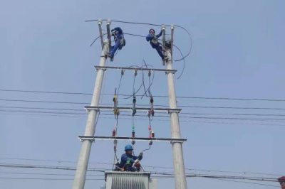 晋州市供电公司加快推进“煤改电”工程