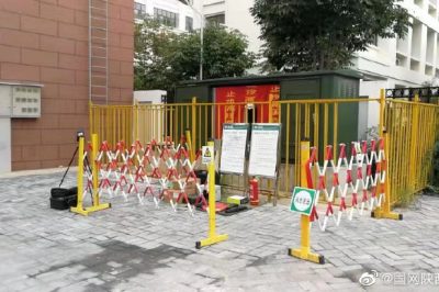 红旗东路的红光嘉苑进行电缆敷设工作
