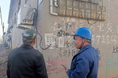 国网晋州市公司检查居民用电线路