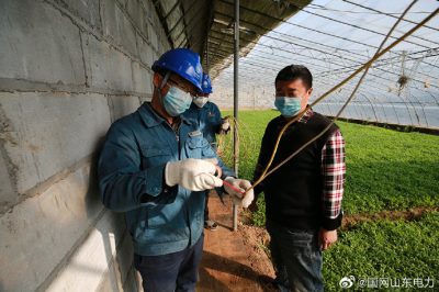 走进田间地头 排查用电隐患