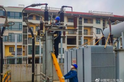 110千伏长山站电抗器室外隔离刀闸检修