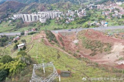 重庆万州供电公司输电运检室无人机巡检