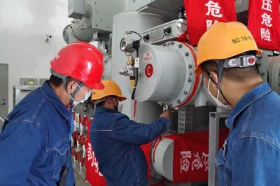 进行抢修配合验收 推进电网建设