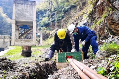 四川：25000多名电力工人五一假期坚守岗位保供电