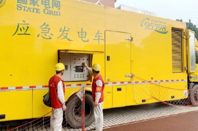 国网重庆市区供电公司高新供电中心为中考保电提交了一份“满分卷”