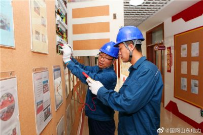 重点对校园内变压器、表箱、开关等设备进行调试和测温