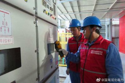 帮助该企业检查配电设备、设备用电线路