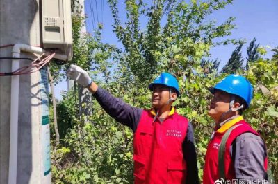 对辖区内的高低压线路、设备进行巡视