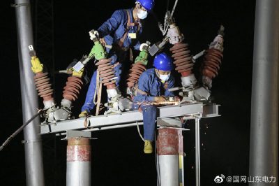 对35千伏东钢线408更换更大容量电流互感器