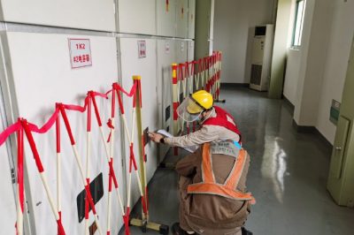 在110千伏钱埂变进行电缆线路许可工作