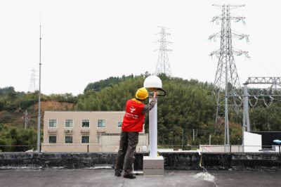杭州首座电力北斗精准服务网地增强基准站220千伏方圆变建成
