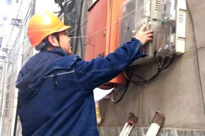 对银顶今城小区采集失败户进行设备排查