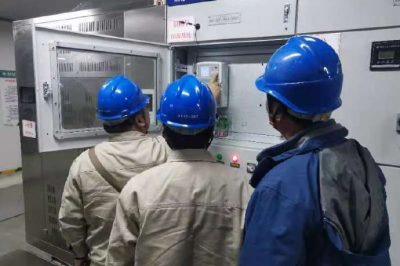对弘利名邸小区1500余户逐户进行试送电检查