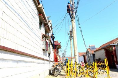 对韩店镇苏家村200千伏安配变南路出线1号至11号杆T接下户线缆