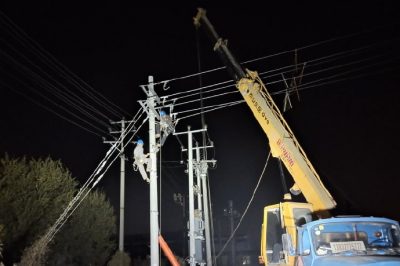 电力抢修忙，深夜不打烊