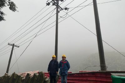 开展高山寒冻天气线路特巡