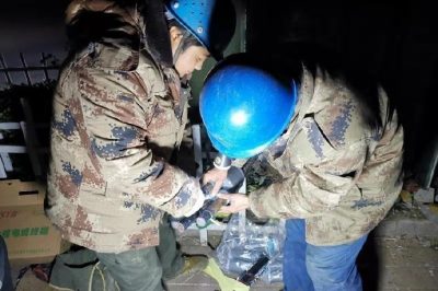 更换10千伏732海尔一线高压电缆