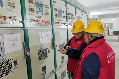 对涉及“煤改电”的变电站主设备以及10千伏线路进行巡视检查