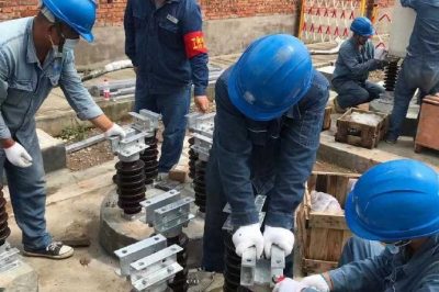 110kV黄良变进行电容器安装及二次电缆接线工作
